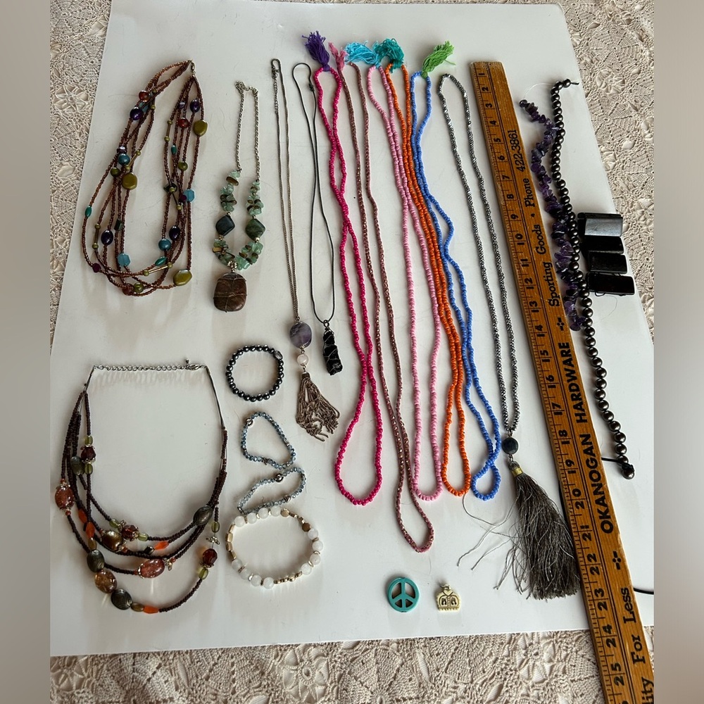 20 pc bead lot boho stones crystals necklace bracelet charms hanks